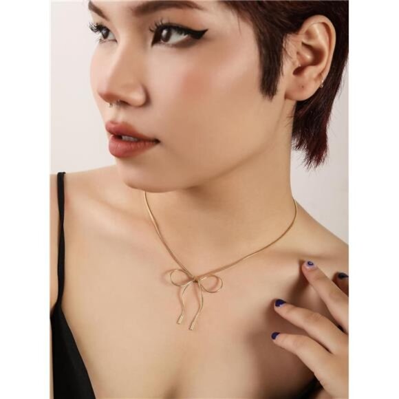 Dainty Bow & Flower Necklace | Coquette Aesthetic Pendant | Cute Jewelry Gift - Picture 1 of 7